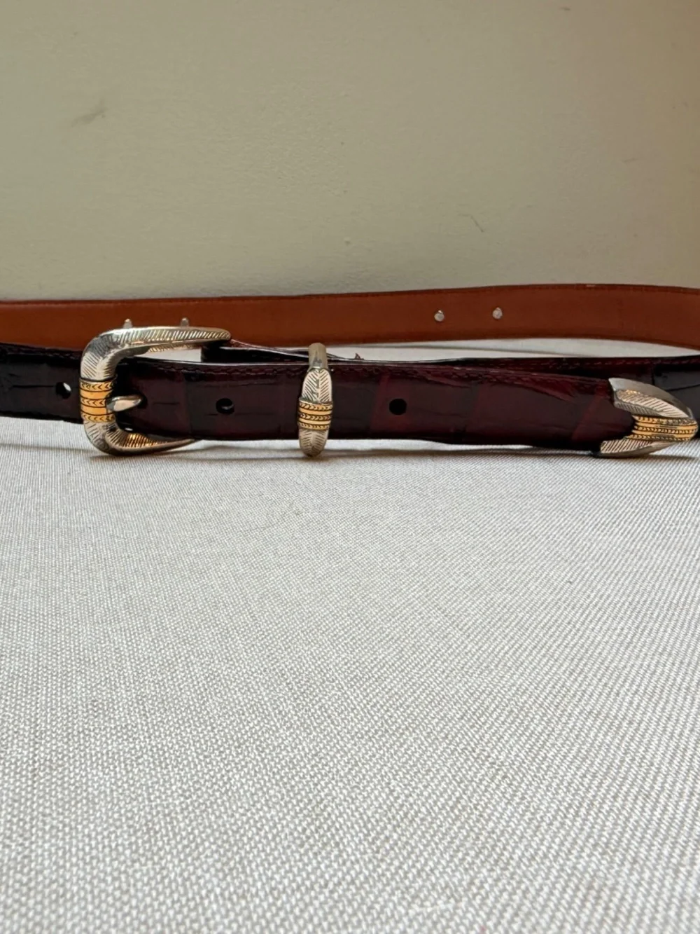 Men’s Arden Leather Corporation 48” Belt With Metal Arrowhead Accents